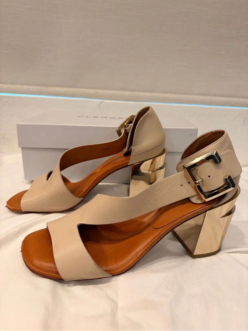 Robert Clergerie Neutral Beige Leather Block Heel Sandals